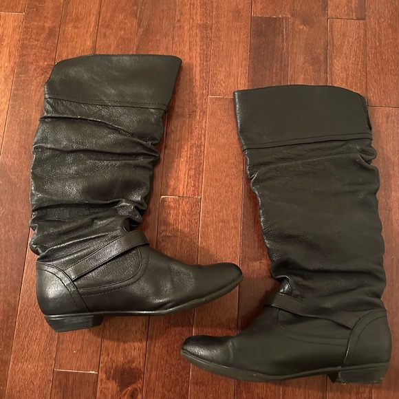 Steve Madden Boots Womens 7M Casstro Tall Riding Black Leather Buckle Heels - Picture 3 of 6